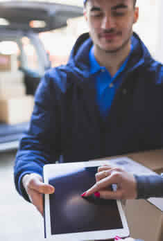 MyC Centro Logístico entregamos soluciones integrales en almacenaje, transporte y arriendo de equipos, adaptadas a las necesidades de cada cliente.